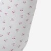 Coussin d'allaitement Cherry Vertbaudet détail Détail de l'imprimé cerises du coussin d'allaitement Cherry Vertbaudet