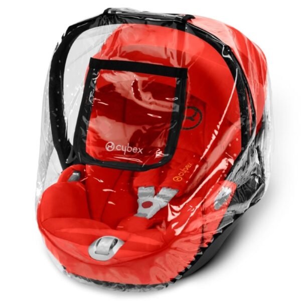 Sans titre - 1 Siège auto Cybex rouge recouvert de son habillage pluie transparent à bordure noire