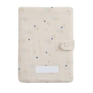 Protège carnet de santé bébé en gaze de coton, coloris écru motif étoilé