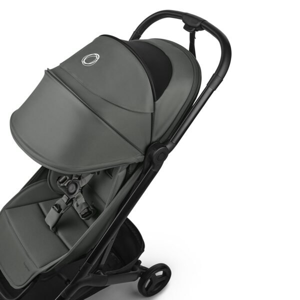 Bugaboo Butterfly 2 Forest Green, capote et harnais Détail de la capote et du harnais de la poussette Bugaboo Butterfly 2 Forest Green