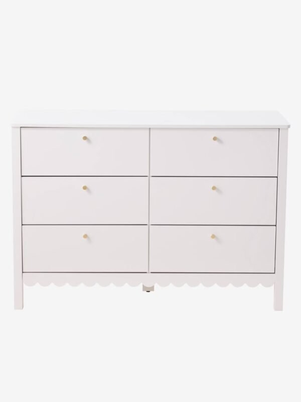 Commode 6 tiroirs Feston Vertbaudet vue de face Commode Feston Vertbaudet blanche à 6 tiroirs vue de face, avec son bas festonné