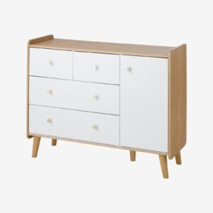 Commode Moonlight Vertbaudet blanche à contour bois, 4 tiroirs et 1 porte, boutons dorés et pieds en bois, vue de trois quarts